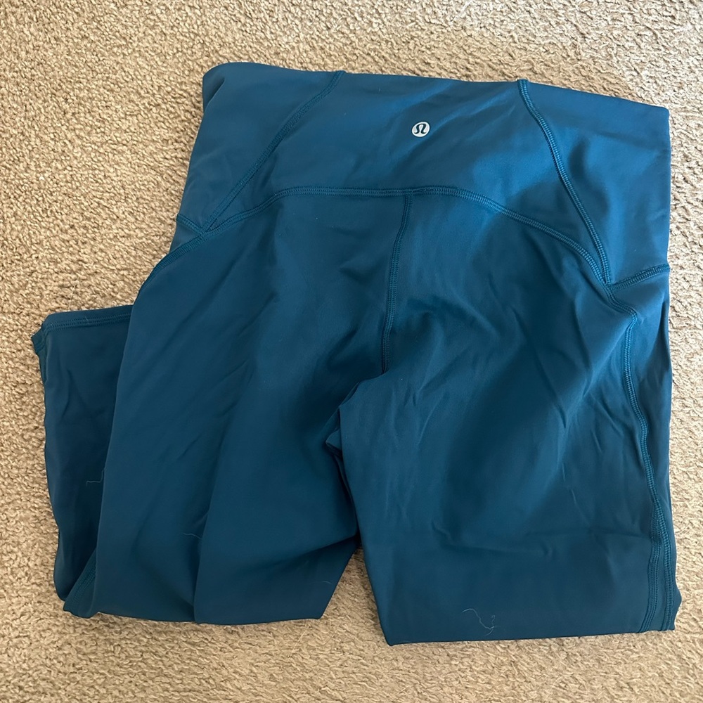 Lululemon crop tights size 10